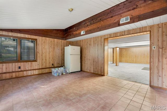 2948 Oldewick Drive, St Louis, MO 63129