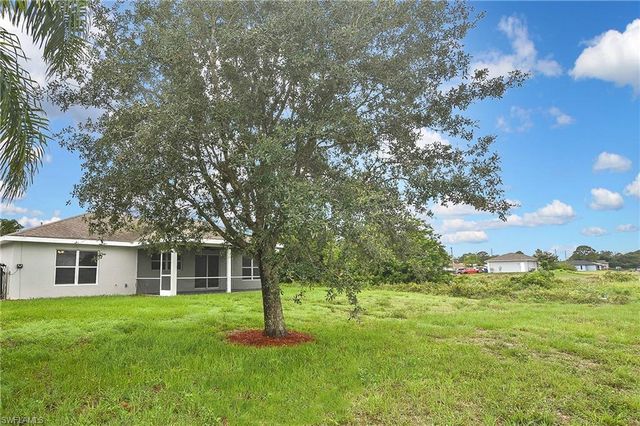 4016 35th ST SW, Lehigh Acres, FL 33976