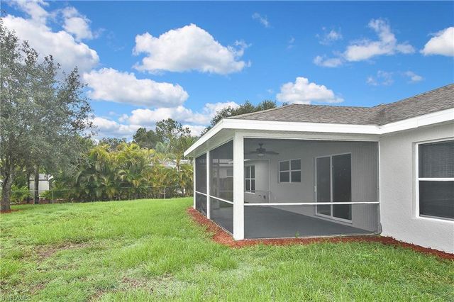 4016 35th ST SW, Lehigh Acres, FL 33976