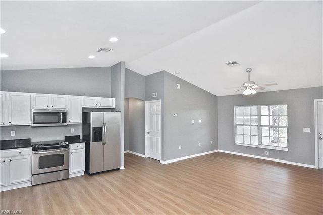 4016 35th ST SW, Lehigh Acres, FL 33976