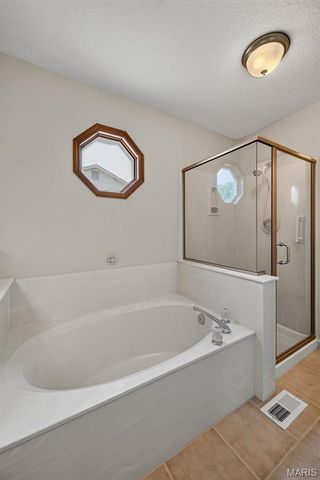 5434 Greenton Way, St Louis, MO 63128