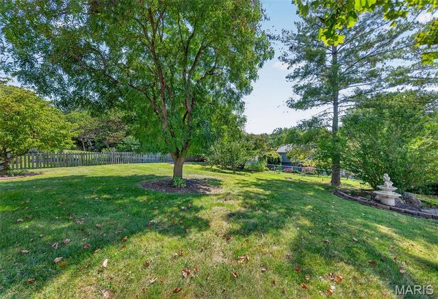5434 Greenton Way, St Louis, MO 63128