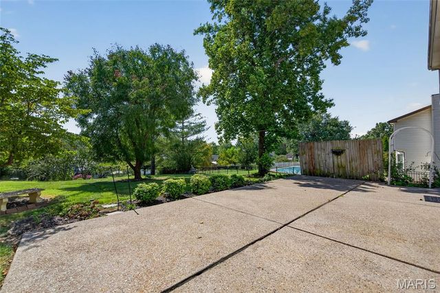 5434 Greenton Way, St Louis, MO 63128