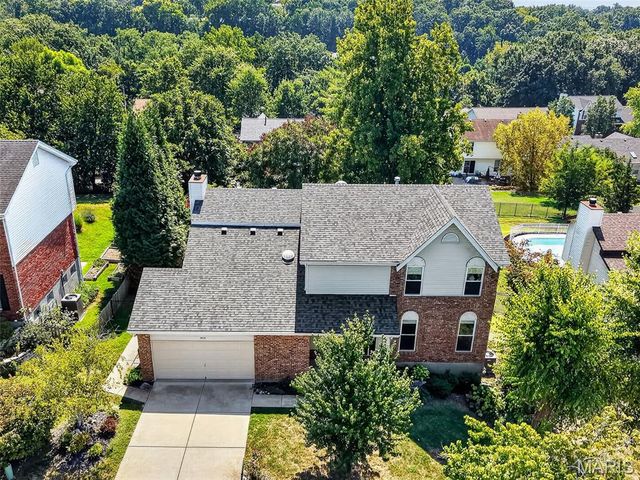 5434 Greenton Way, St Louis, MO 63128