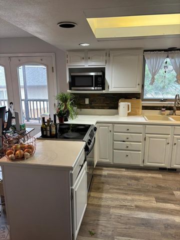 18 Chaparral Circle, La Junta, CO 81050