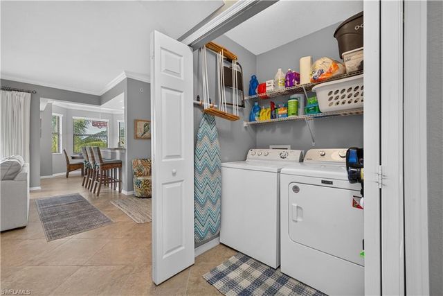 9727 Acqua CT 433, Naples, FL 34113