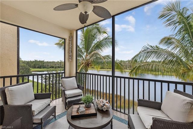9727 Acqua CT 433, Naples, FL 34113