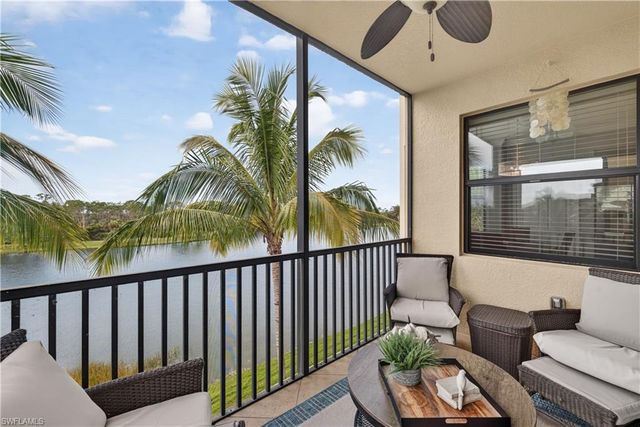 9727 Acqua CT 433, Naples, FL 34113