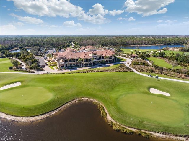 9727 Acqua CT 433, Naples, FL 34113
