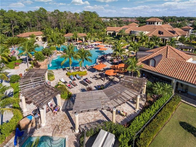 9727 Acqua CT 433, Naples, FL 34113