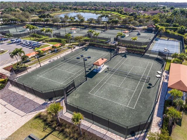 9727 Acqua CT 433, Naples, FL 34113