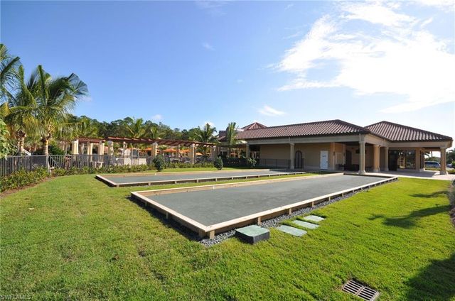 9727 Acqua CT 433, Naples, FL 34113