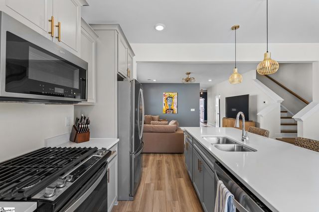 61 Mardale Lane, Greenville, SC 29609