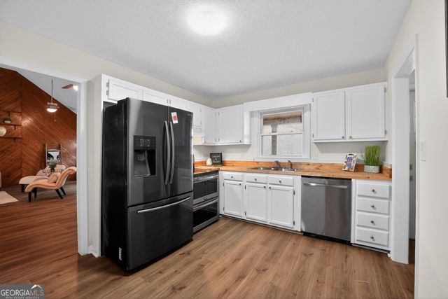 12 Clearwater Road, Sharpsburg, GA 30277