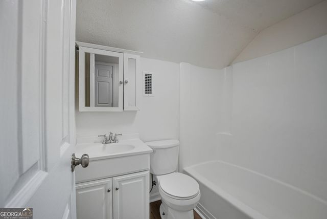 12 Clearwater Road, Sharpsburg, GA 30277