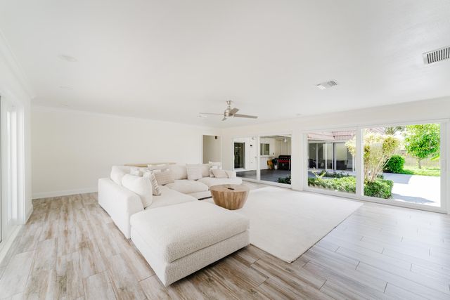 1424 SW 13TH Drive 1424, Boca Raton, FL 33486