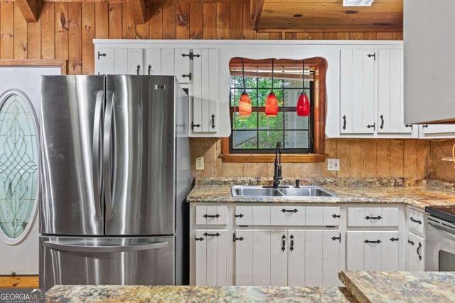 344 Robertson Drive, Blairsville, GA 30512