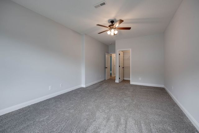 460 Ayden Ln, Clarksville, TN 37042