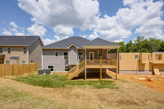 460 Ayden Ln, Clarksville, TN 37042