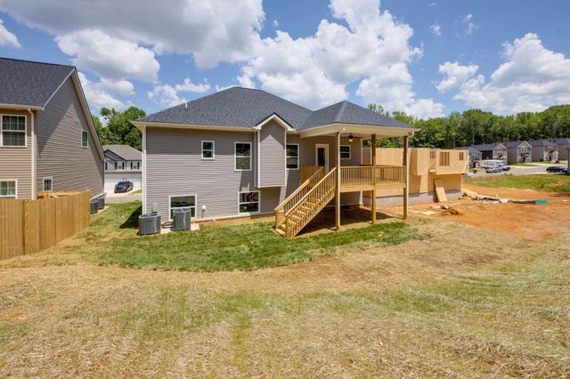 460 Ayden Ln, Clarksville, TN 37042