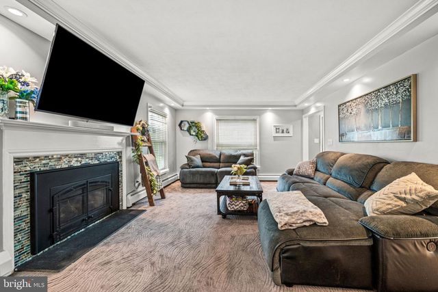 128 TERRACE RD, Levittown, PA 19056