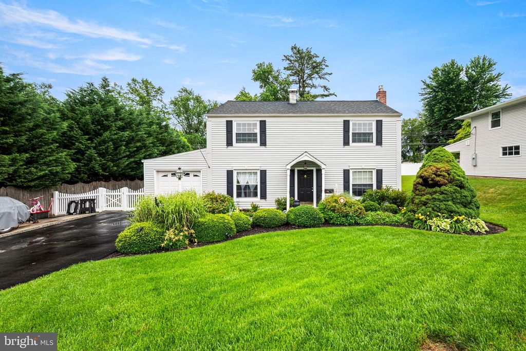 128 TERRACE RD, Levittown, PA 19056