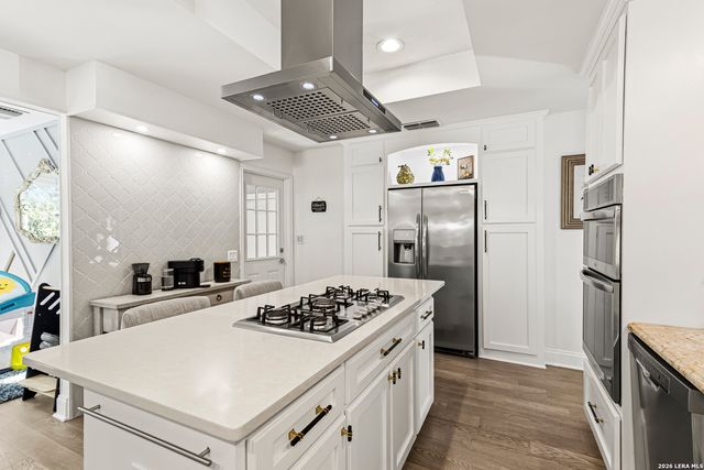 8621 CLASSIC OAKS LN, San Antonio, TX 78255