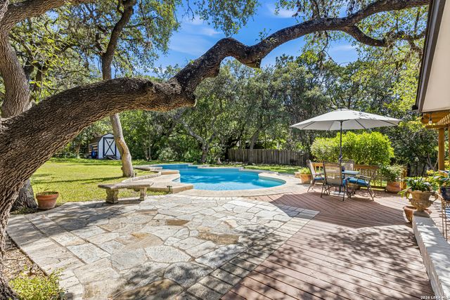 8621 CLASSIC OAKS LN, San Antonio, TX 78255