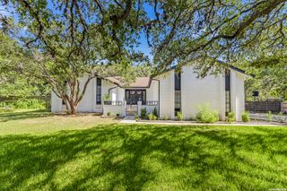 8621 CLASSIC OAKS LN, San Antonio, TX 78255