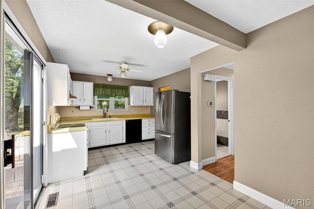 1359 Ticonderoga Drive, St Peters, MO 63376