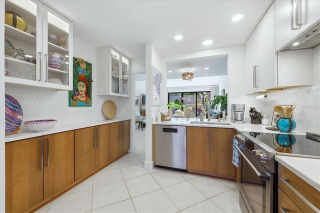 5312 HUNTINGWOOD COURT 39, Sarasota, FL 34235