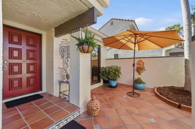 5312 HUNTINGWOOD COURT 39, Sarasota, FL 34235