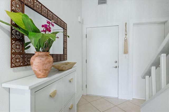 5312 HUNTINGWOOD COURT 39, Sarasota, FL 34235