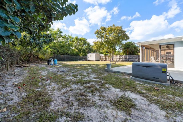 8756 SE Sunset Drive, Hobe Sound, FL 33455