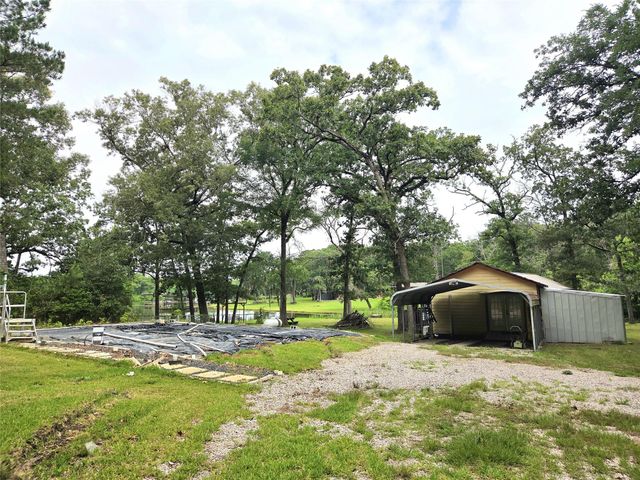 311 Chestnut Bend, Huntsville, TX 77320