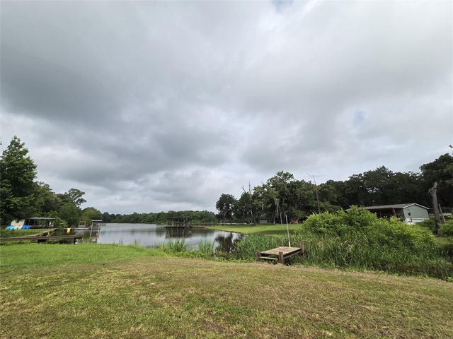 311 Chestnut Bend, Huntsville, TX 77320