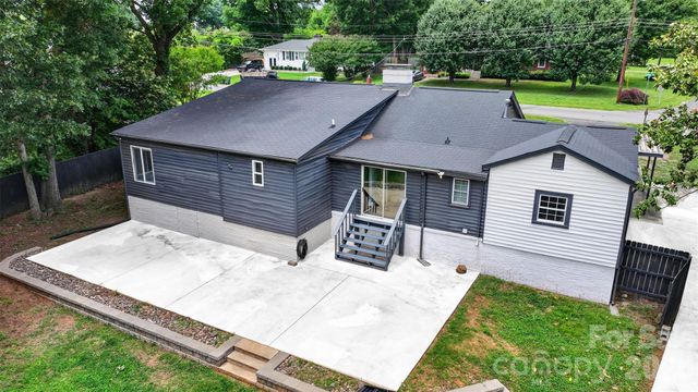 2432 Oakwood Circle, Rock Hill, SC 29732