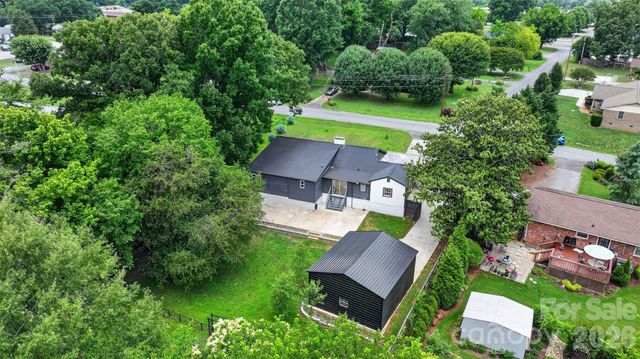 2432 Oakwood Circle, Rock Hill, SC 29732
