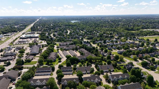 2153 NW 159th Street 56, Clive, IA 50325
