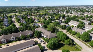 2153 NW 159th Street 56, Clive, IA 50325