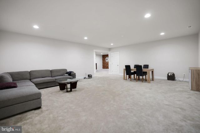 17904 RIDGEWOOD PL, Round Hill, VA 20141