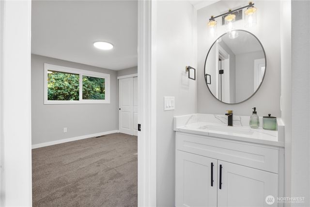 11028 83rd Avenue E, Puyallup, WA 98373