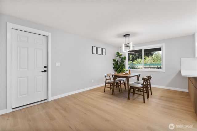 11028 83rd Avenue E, Puyallup, WA 98373