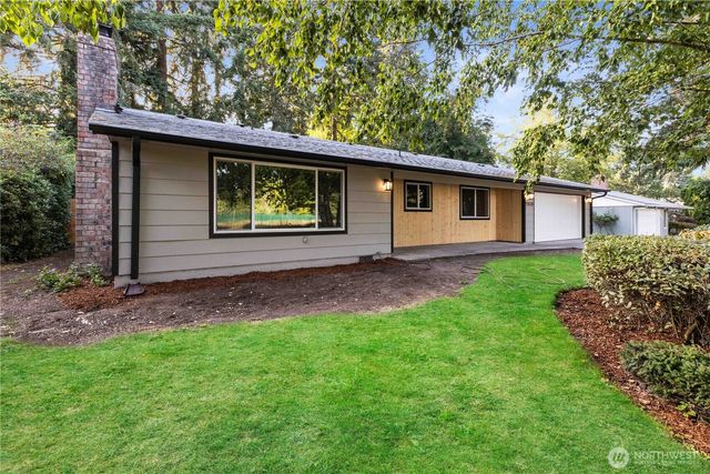 11028 83rd Avenue E, Puyallup, WA 98373