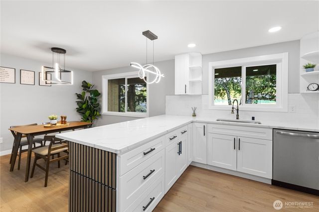 11028 83rd Avenue E, Puyallup, WA 98373