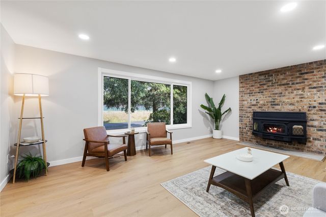 11028 83rd Avenue E, Puyallup, WA 98373