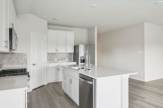 4012 Joe Pool Drive, Farmersville, TX 75442