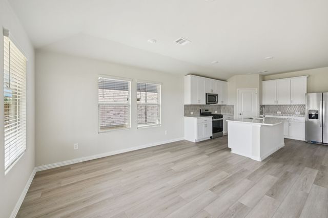 4012 Joe Pool Drive, Farmersville, TX 75442