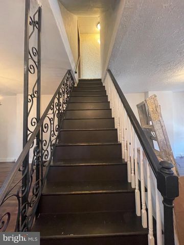 1128 N SIXTH ST, Reading, PA 19601