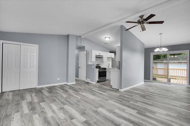1225 King Drive, South Holland, IL 60473